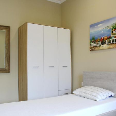 2V1 - Myslym Shyri Apartment Тирана Екстериор снимка
